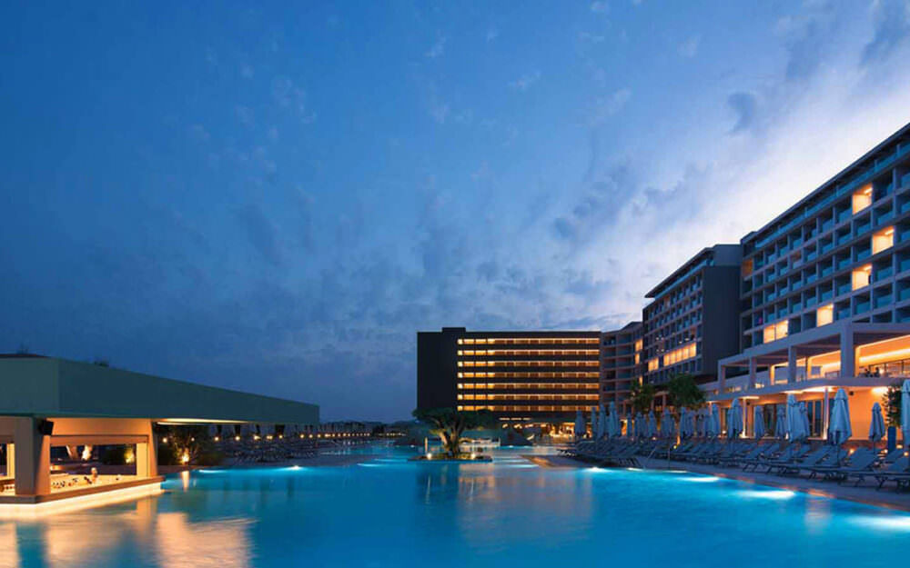 Amada Colossos Resort