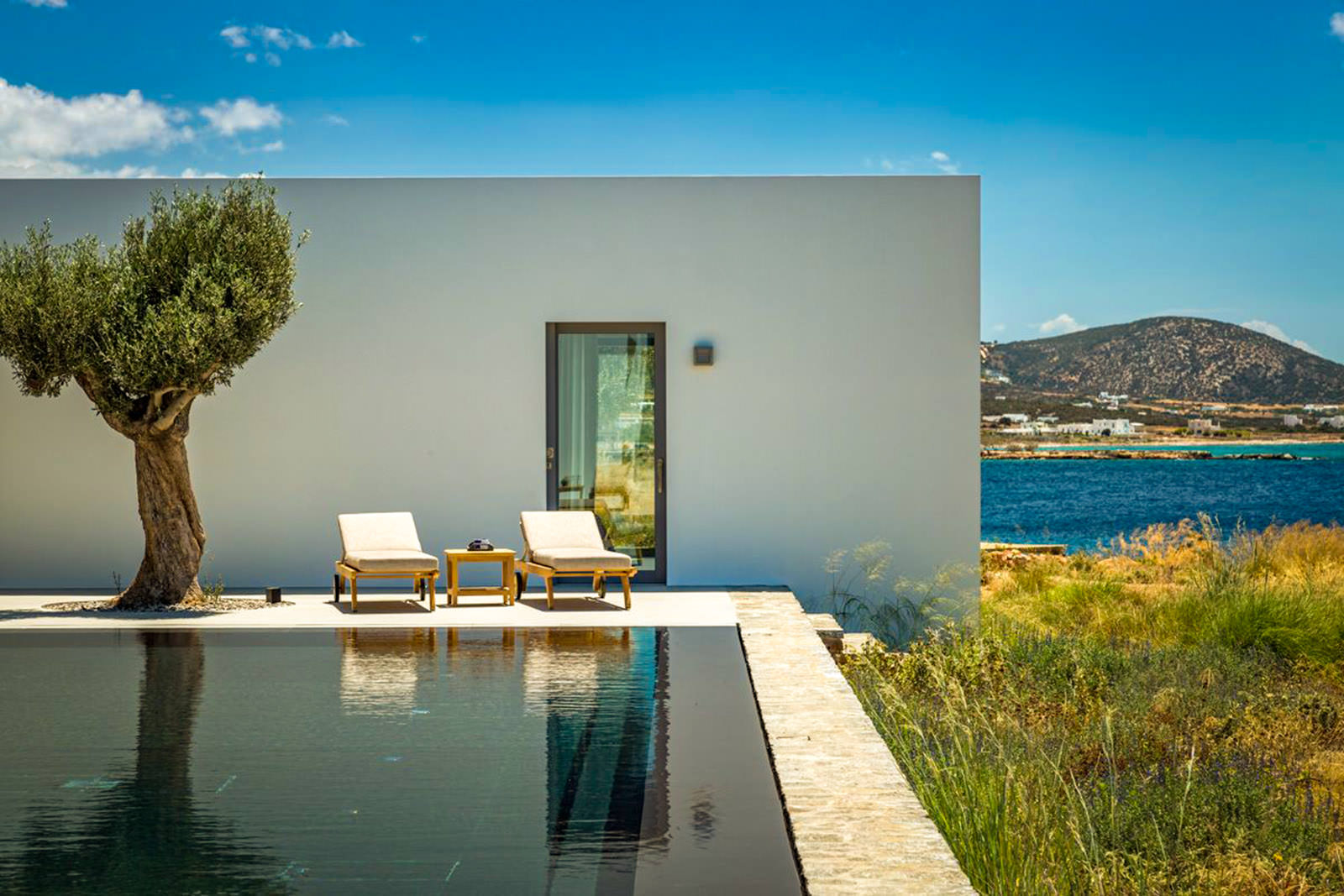 Makria Myti II, Paros