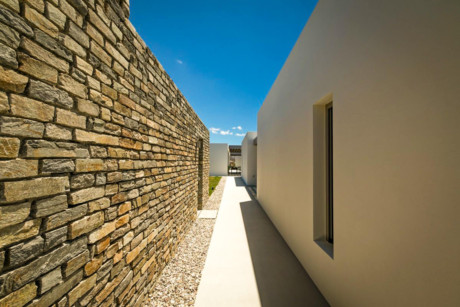 Makria Myti II, Paros