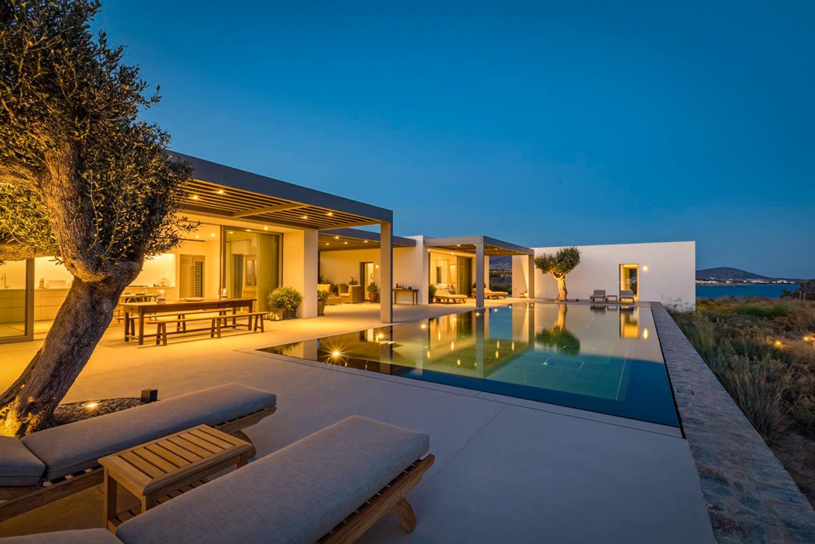 Makria Myti II, Paros